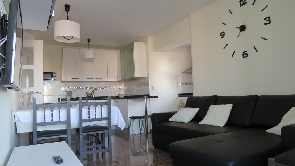 Apartment Alcalde Manuel Catalán Chana Benidorm Habitación foto