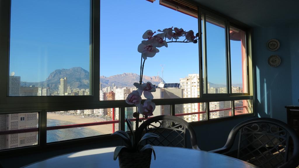 Apartment Alcalde Manuel Catalán Chana Benidorm Habitación foto